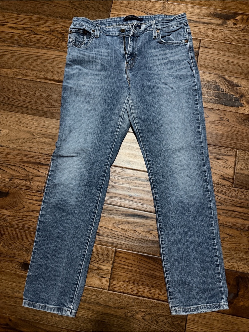 Levi's Women's Light Blue mid rise Skinny Jeans